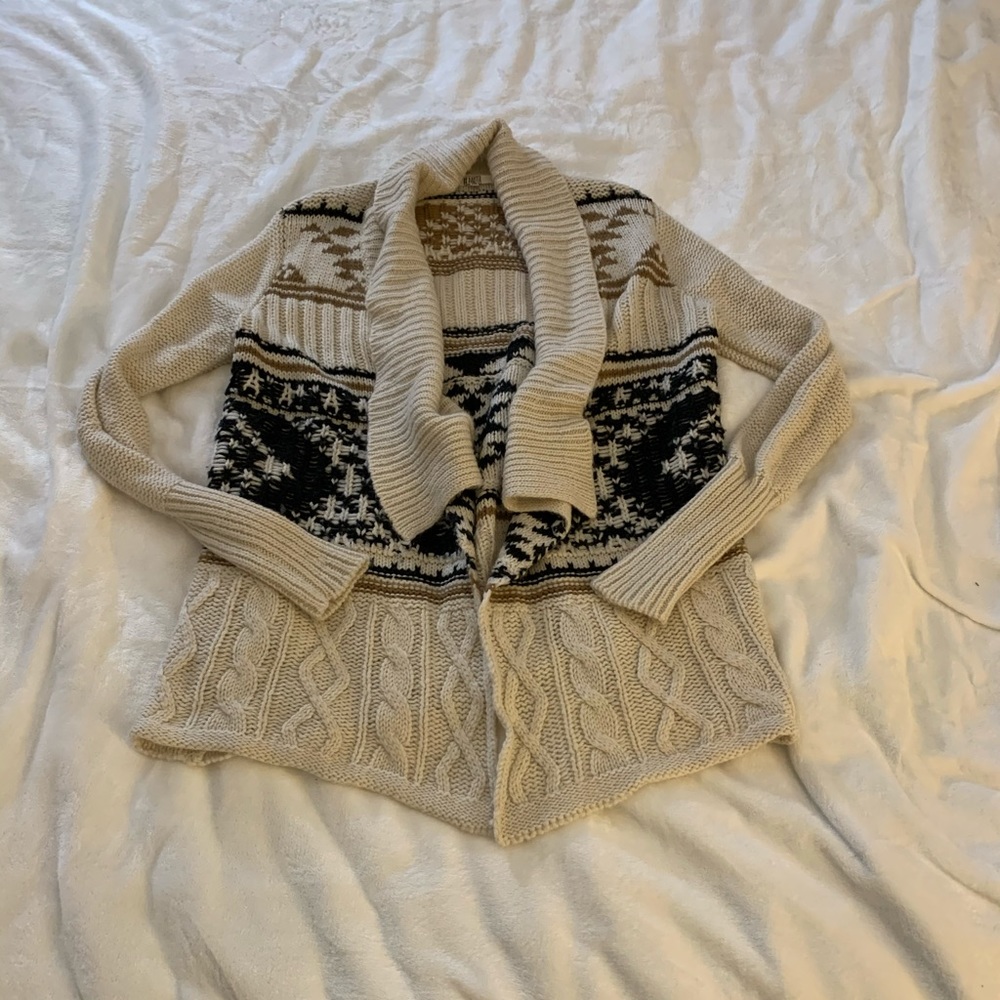 BB Dakota Tribal Cardigan